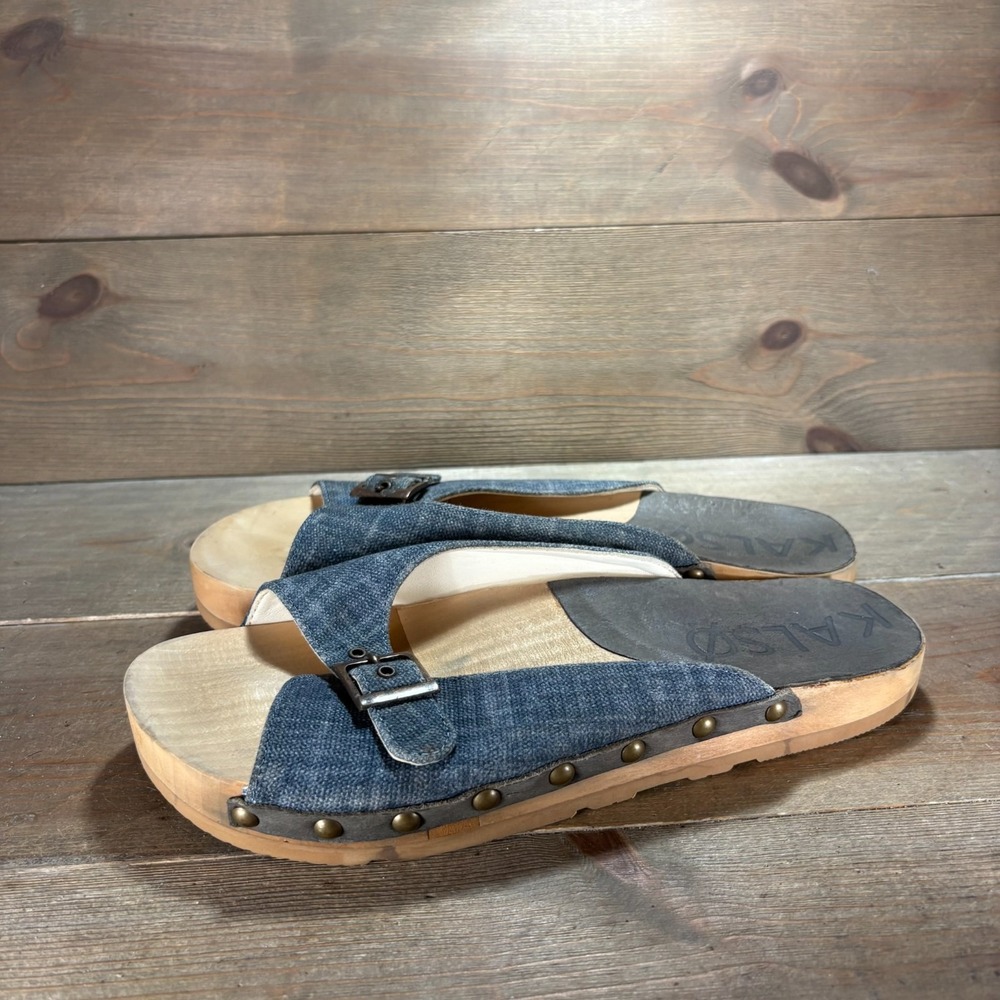 Kalso Earth Serenity Womens size 9.5 shoes Blue Denim Negative Heel sandals